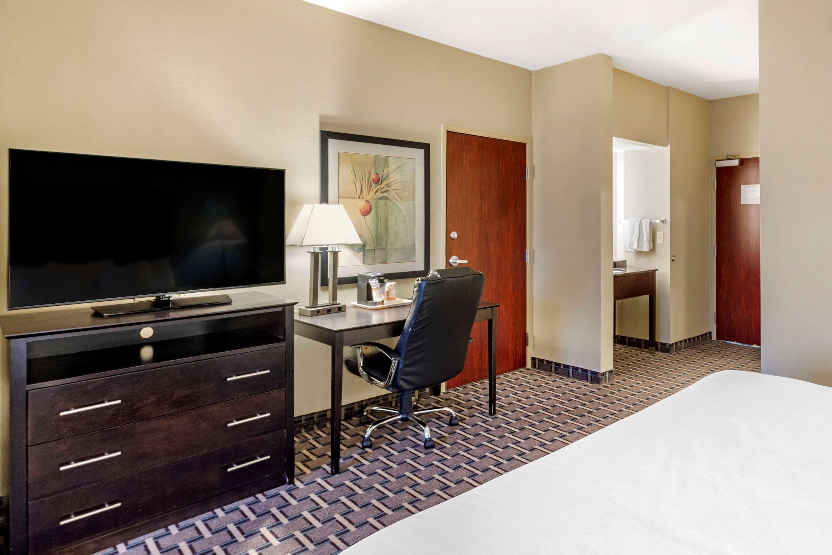 Comfort Suites Кловіс Екстер'єр фото