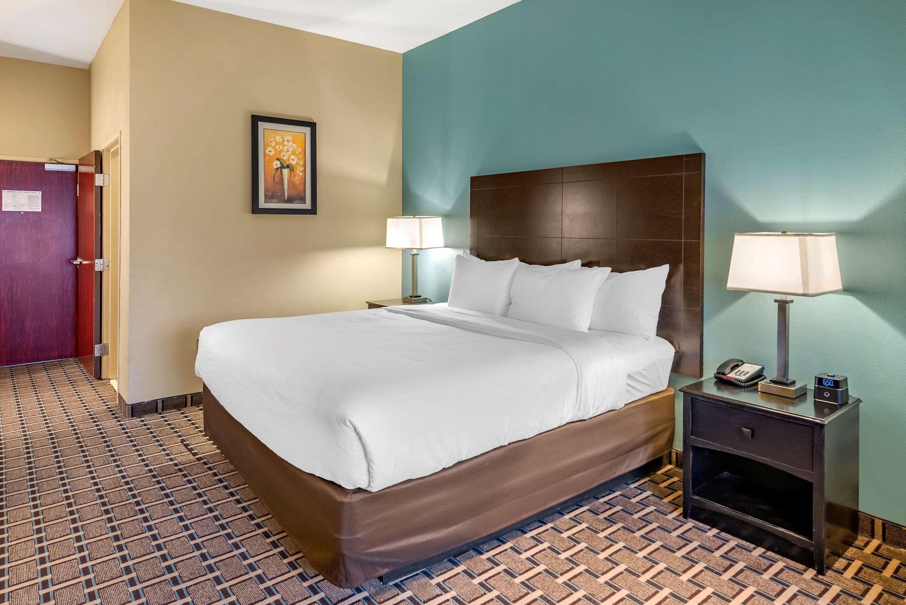 Comfort Suites Кловіс Екстер'єр фото