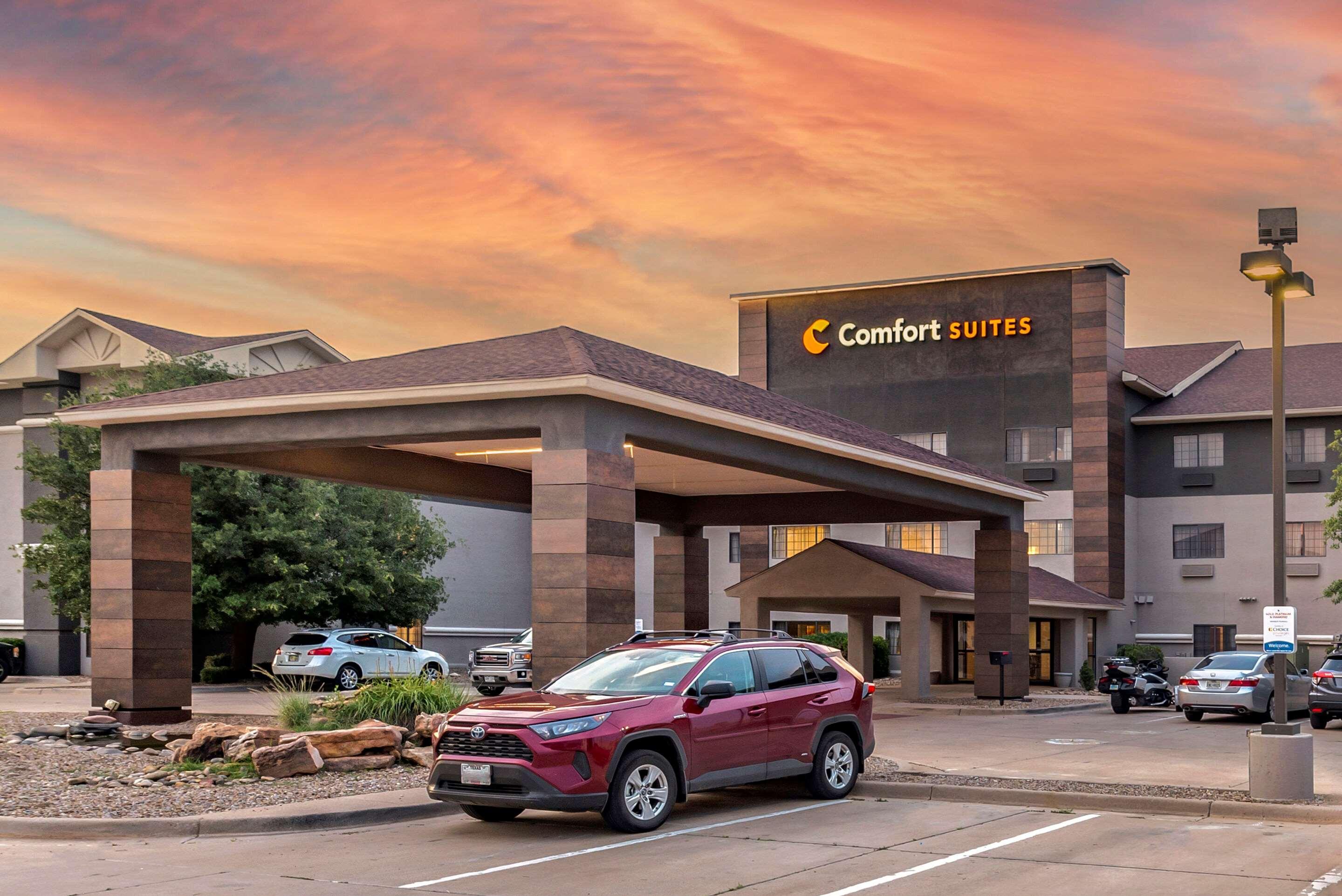 Comfort Suites Кловіс Екстер'єр фото