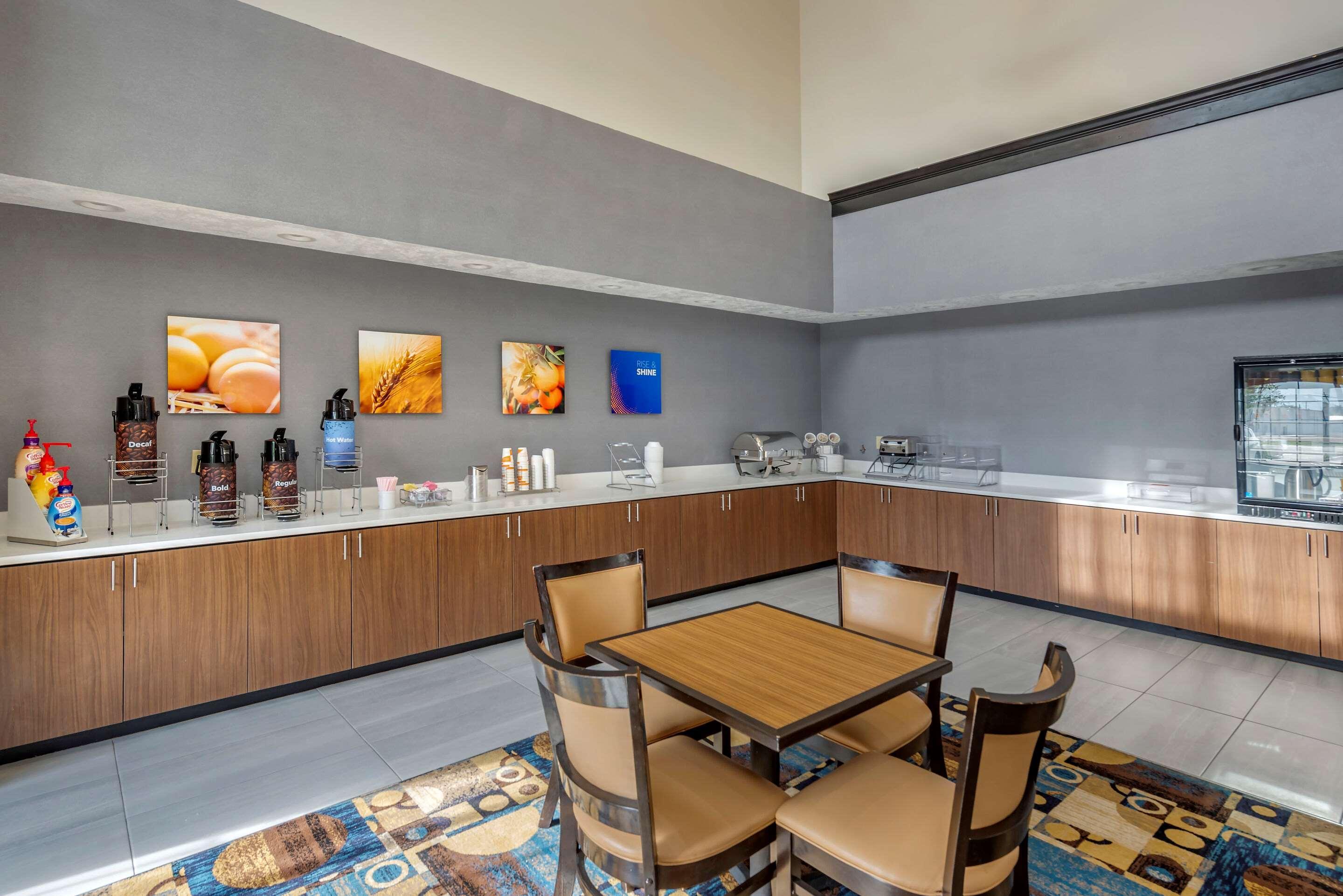Comfort Suites Кловіс Екстер'єр фото